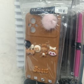 قاب عروسکی مدل Poco M5