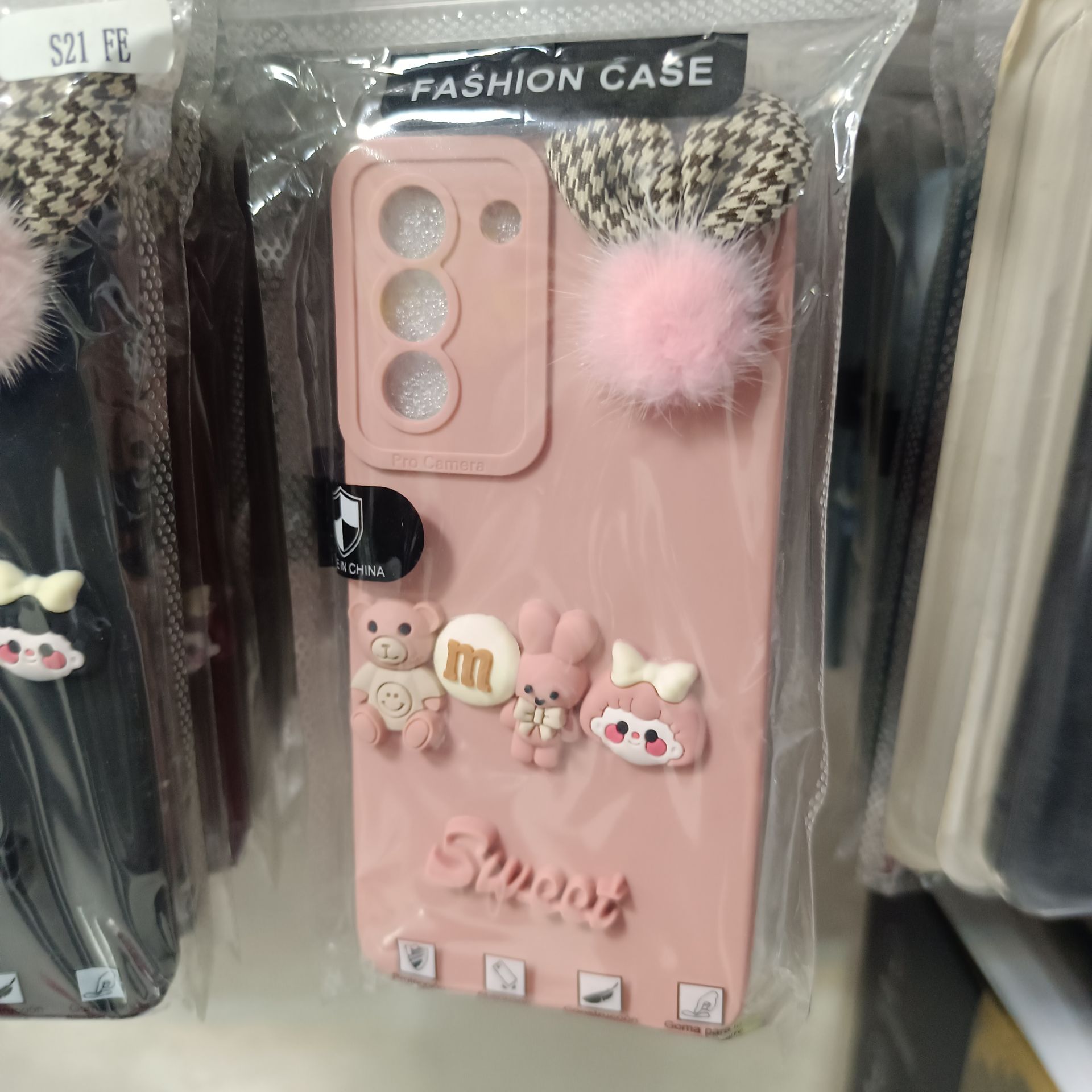 قاب عروسکی مدل S21 FE